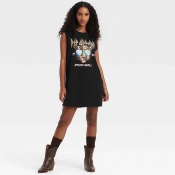 Def Leppard 1983 "Rock & Roll" Women's Black Sleeveless Graphic Tank shirt dress - Picture 6 of 6